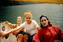 1_031-Przygotowania-do-straszenia-turystów-solina-1996